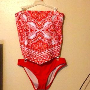 Red and white tankini women’s medium